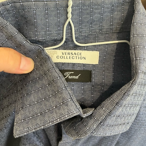 Versace logo pattern dress shirt with Medusa on arm - Picture 3 of 6